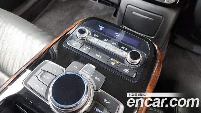 Genesis EQ900 Premium Luxury, 2016 19