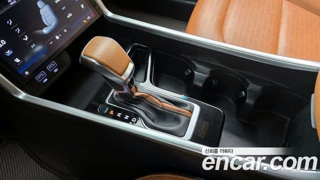 KG모빌리티(SsangYong) Torres T7, 2024 9