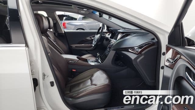 Hyundai Grandeur HG Premium, 2015 11