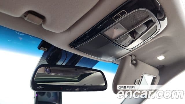 Hyundai Grandeur HG Premium, 2015 17