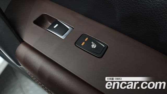 Hyundai Grandeur HG Premium, 2015 18