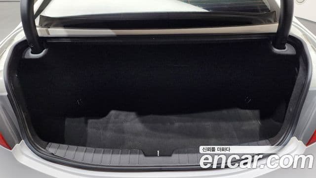 Hyundai Grandeur HG Premium, 2015 20