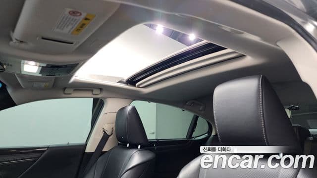 Lexus ES300h 7세대 Executive, 2019 19