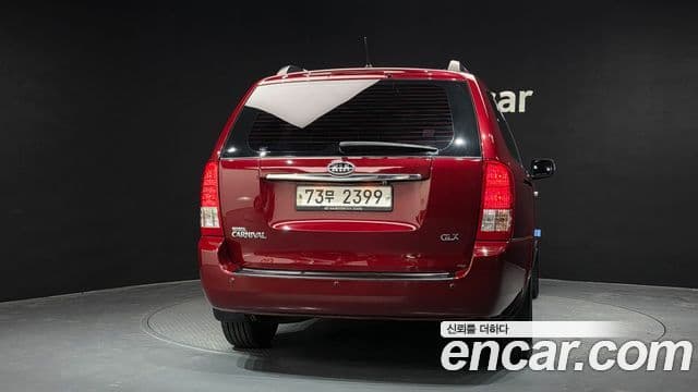 Kia Carnival R люксовая версия, 2012 4