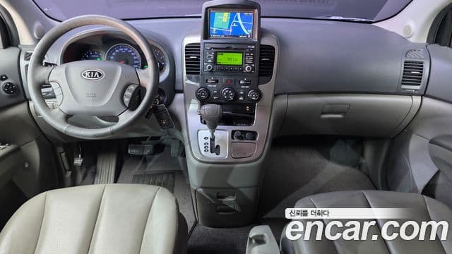 Kia Carnival R люксовая версия, 2012 7