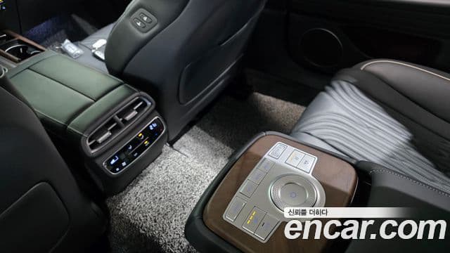 Genesis G80 (RG3) бензин 2.5 турбо AWD, 2021 18