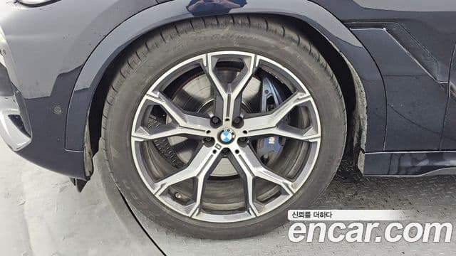 BMW X6 (G06) xDrive40i M Sport, 2023 все фото