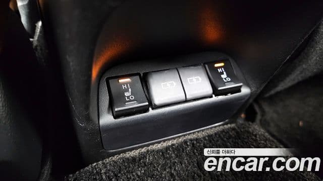 Lexus UX300e, 2022 19