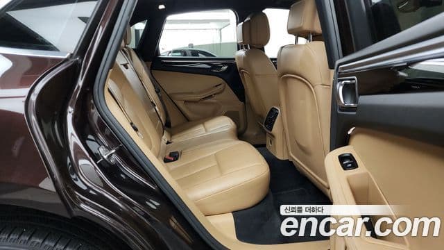 Porsche Macan 95B, 2017 12