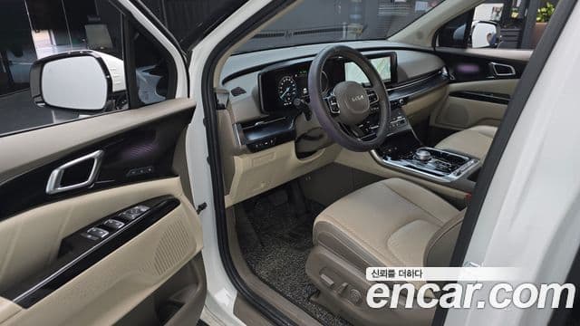 Kia Carnival 4세대 Signature, 2022 11