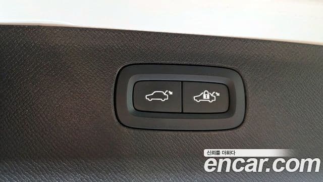 Volvo XC90 2세대 B6 Ultra Bright, 2025 18