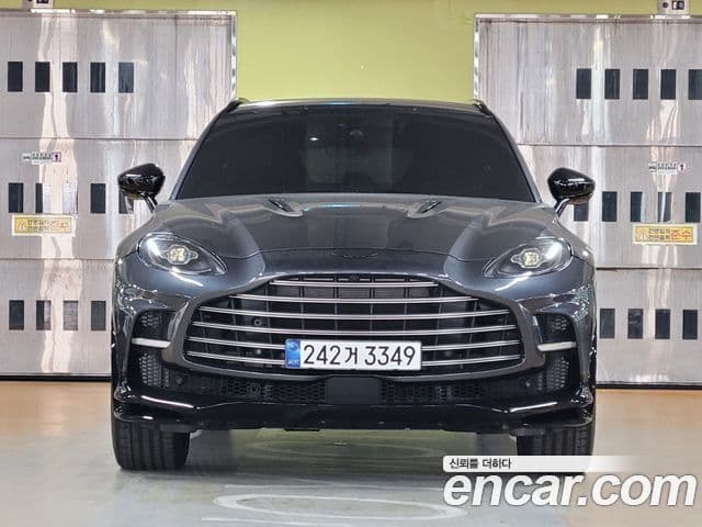 Aston Martin DBX 4.0 V8 707, 2023 3