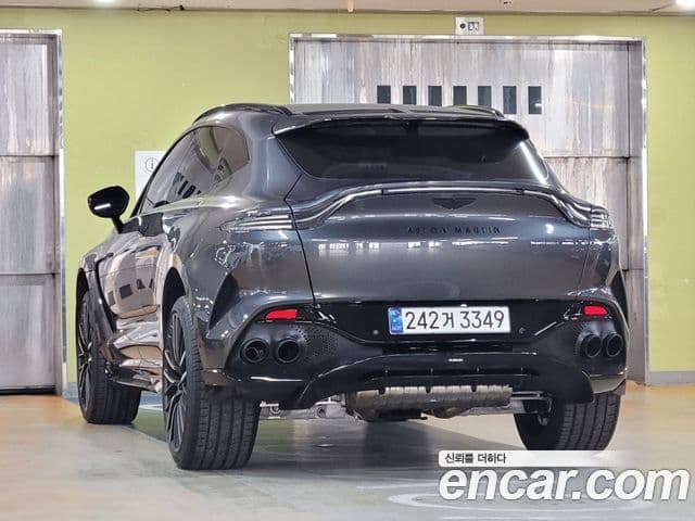 Aston Martin DBX 4.0 V8 707, 2023 4