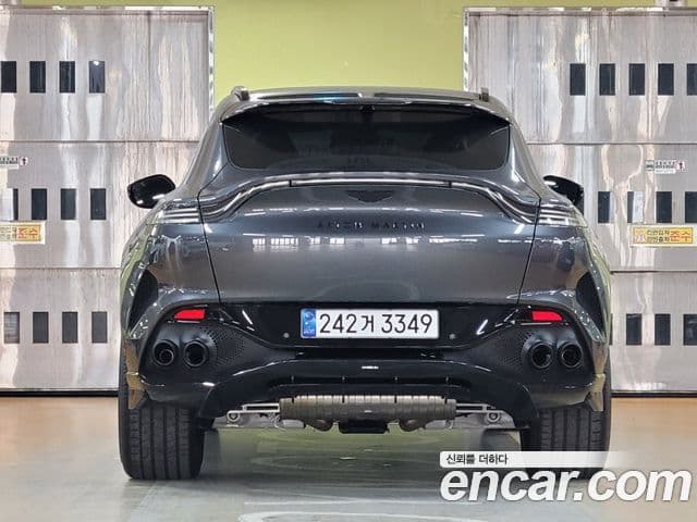 Aston Martin DBX 4.0 V8 707, 2023 все фото