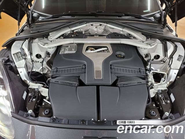 Aston Martin DBX 4.0 V8 707, 2023 6