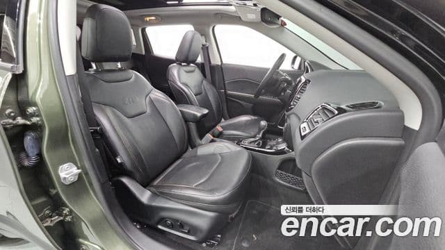 Jeep Compass 2세대 2.4 Limited AWD, 2019 11