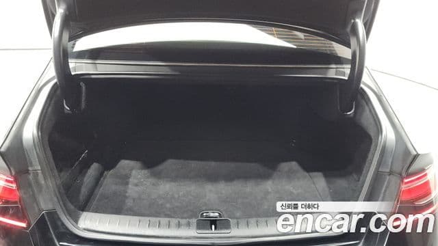 Genesis G90 (RS4) бензин 3.5 турбо AWD, 2023 20