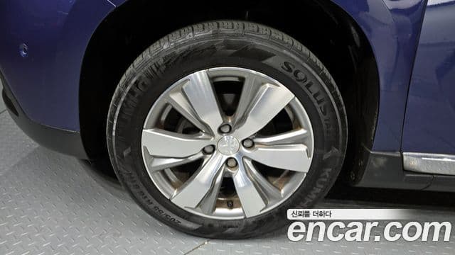 Peugeot 2008 1.6 e-HDi Felline L, 2016 все фото