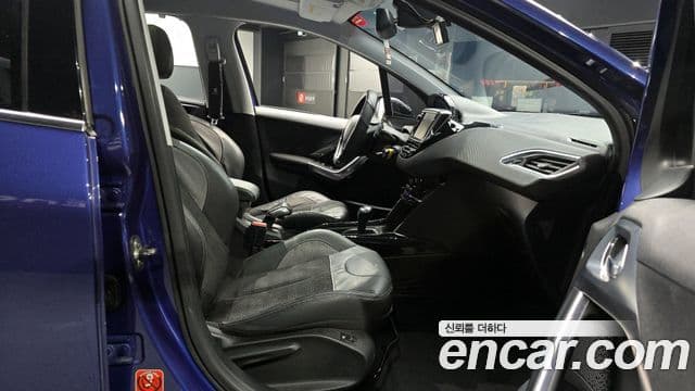 Peugeot 2008 1.6 e-HDi Felline L, 2016 11