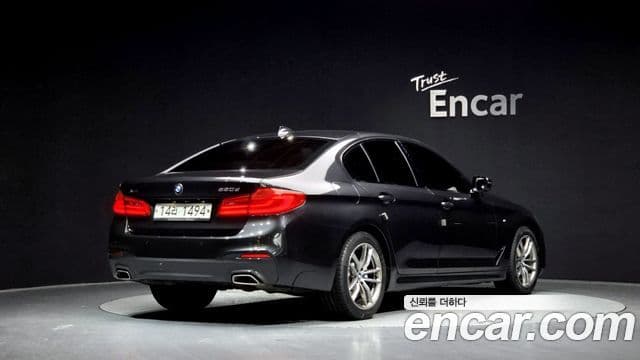 BMW 5시리즈 (G30) 520d xDrive M Sport Plus, 2017 2