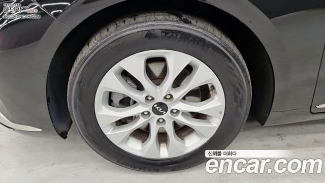 Kia K8 Trendy(арендный автомобиль), 2023 6