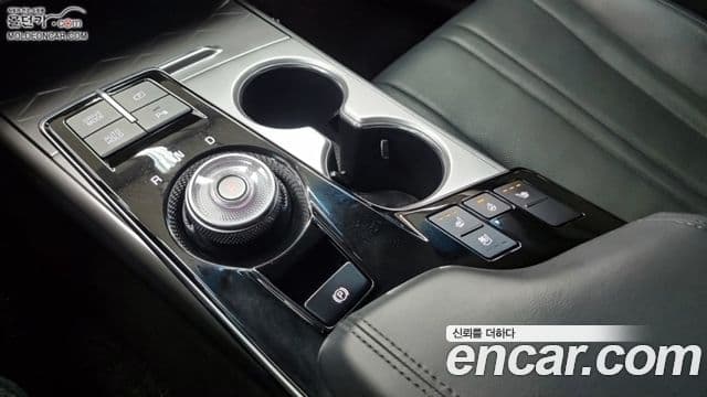 Kia K8 Trendy(арендный автомобиль), 2023 10