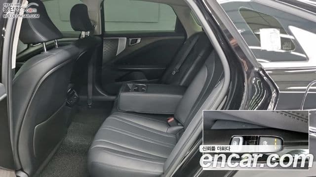 Kia K8 Trendy(арендный автомобиль), 2023 12