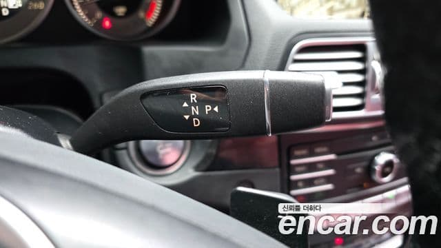 Mercedes-Benz E-класс W212 E200 кабриолет, 2017 9