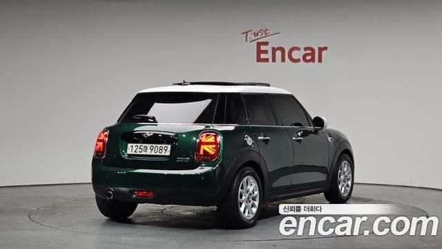 Mini Cooper 3세대, 2018 2