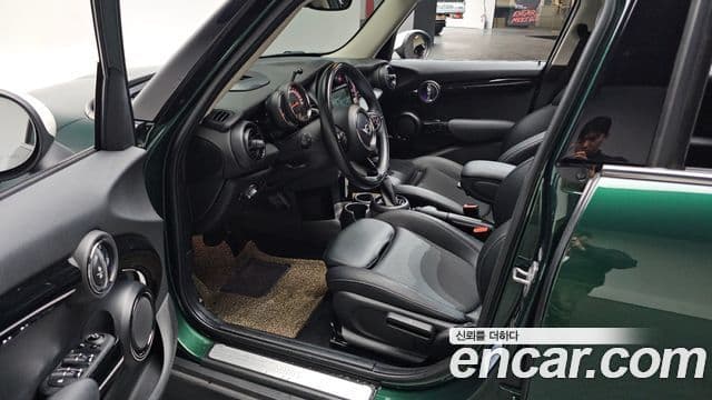 Mini Cooper 3세대, 2018 11