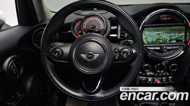Mini Cooper 3세대, 2018 13