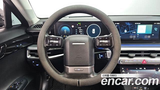 Hyundai Grandeur (GN7) Exclusive, 2025 13