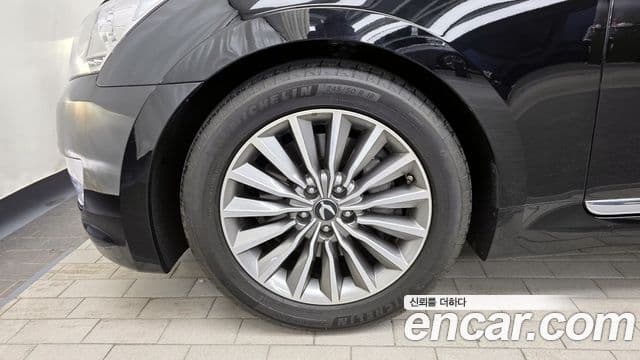 Hyundai Equus(новый кузов / новое поколение) Modern, 2015 все фото