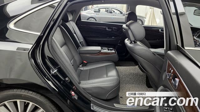 Hyundai Equus(новый кузов / новое поколение) Modern, 2015 12