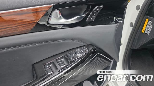 Kia All New K7 Prestige, 2016 13