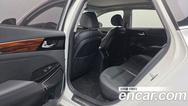 Kia All New K7 Prestige, 2016 17