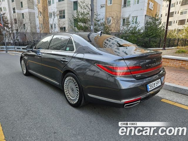 Genesis G90 Premium Luxury, 2019 2