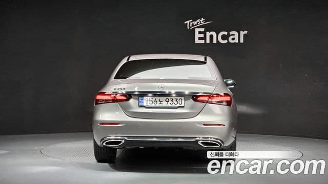 Mercedes-Benz E-класс W213 Avantgarde, 2021 4