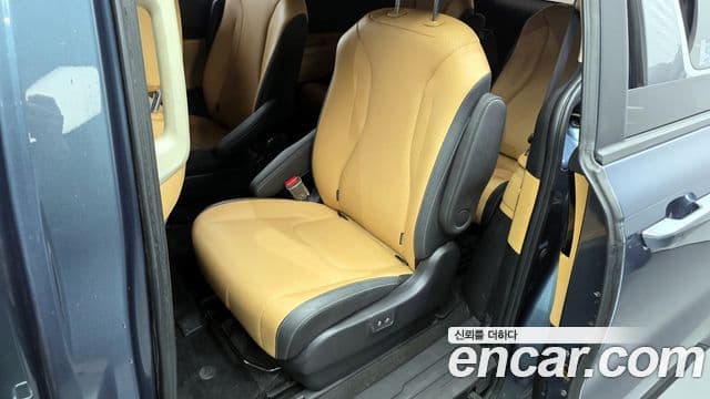 Kia Carnival 4세대 Prestige, 2022 11