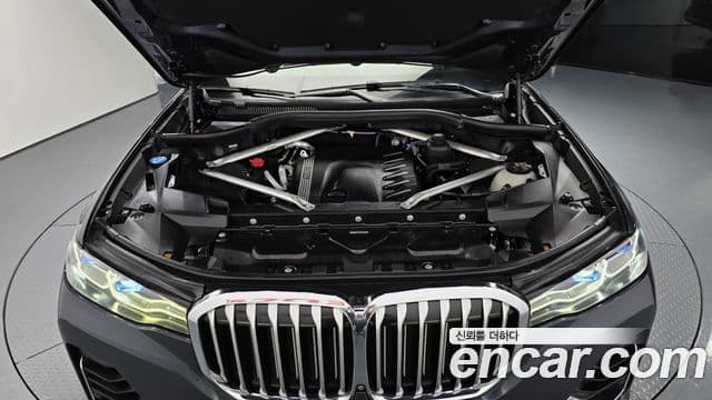 BMW X7 (G07) xDrive 40d Design Pure Excellence 7인승, 2021 6