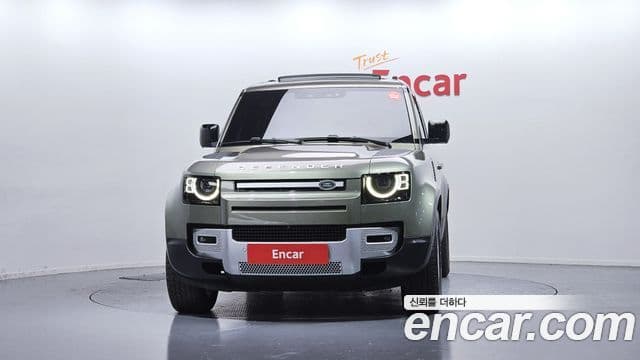 Land Rover Defender (L663) 110 D240 SE, 2020 3