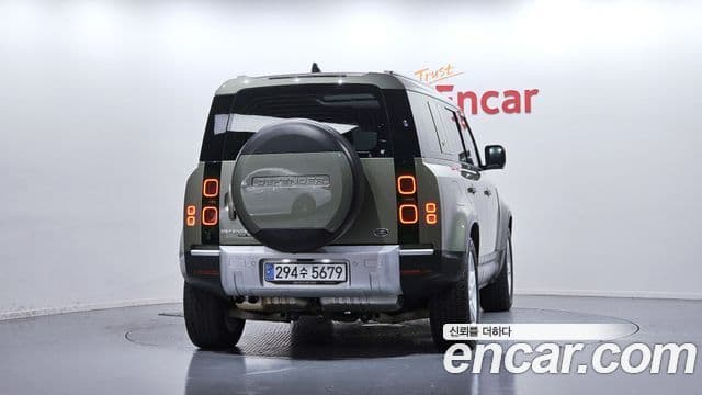 Land Rover Defender (L663) 110 D240 SE, 2020 4