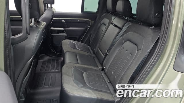 Land Rover Defender (L663) 110 D240 SE, 2020 12