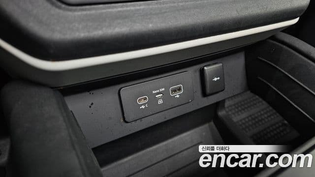 Land Rover Defender (L663) 110 D240 SE, 2020 17