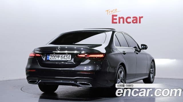 Mercedes-Benz E-класс W213 AMG Line, 2023 2