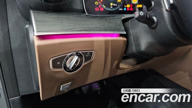 Mercedes-Benz E-класс W213 AMG Line, 2023 12