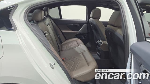 BMW 5시리즈 (G60) 523d M Sport, 2024 12