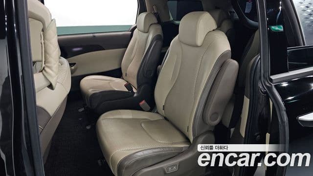 Kia Carnival 4세대 Signature, 2021 12