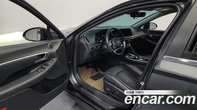Hyundai Sonata (DN8) Premium Family, 2021 10