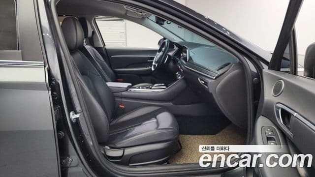 Hyundai Sonata (DN8) Premium Family, 2021 12